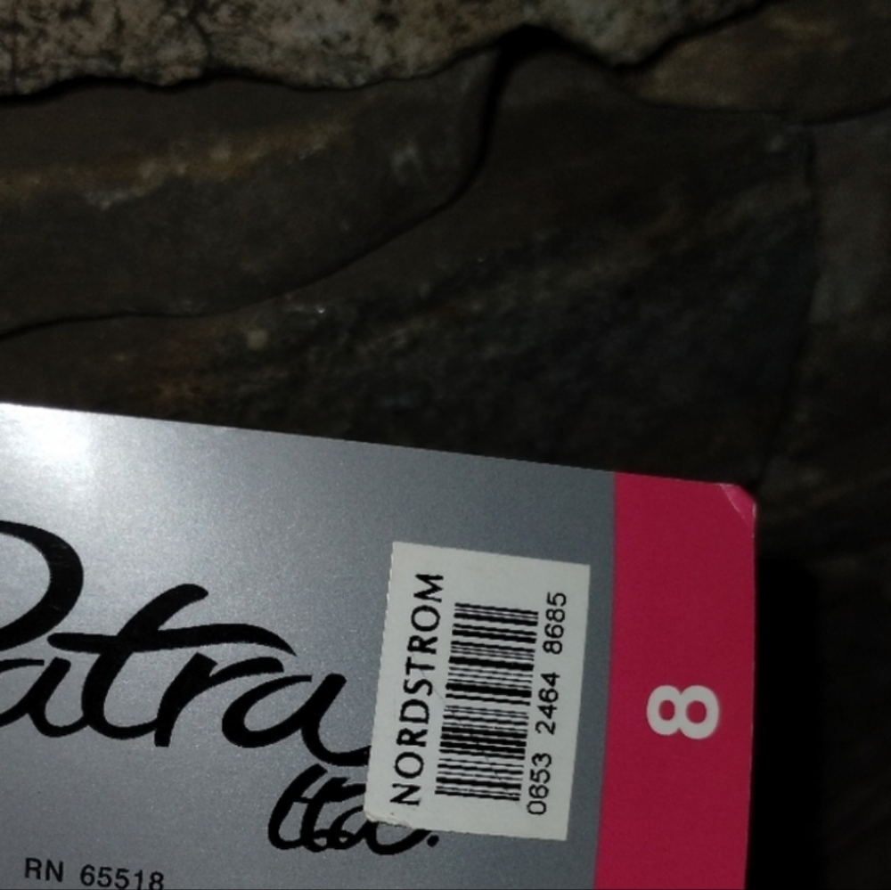 Patra NWT formal gown and scarf, size 8 pale purple sleeveless - Picture 6 of 14